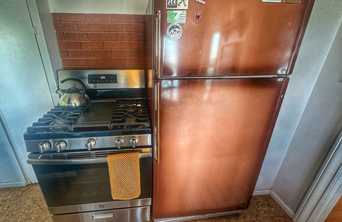 South Colby House | This house is a 2 bedroom(s), 1 bathrooms, located in Vashon, WA.
