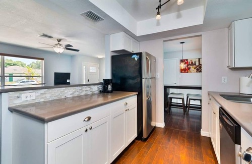 Venice East House | This house is a 2 bedroom(s), 1 bathrooms, located in Venice, FL.