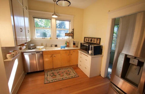 Walla Walla House | This house is a 5 bedroom(s), 3.5 bathrooms, located in Walla Walla, WA.