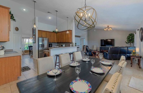 South Gulf Cove House | This house is a 5 bedroom(s), 3 bathrooms, located in Port Charlotte, FL.