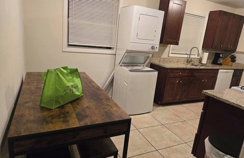 North Charleston House | This house is a 3 bedroom(s), 1 bathrooms, located in North Charleston, SC.