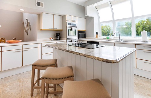 Tybee Island House | This is a wonderful 5 bedroom, 3 1/2 bath home and private beach crossover!