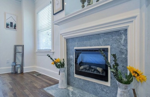 Garden Hills House | This is the glamorous, private Buckhead home is perfect for your Atlanta trip.