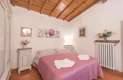 Scarperia e San Piero House | This modern and spacious vacation villa with large garden and private pool is located in the residen