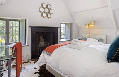 Minchinhampton House | This property is one of two adjacent cottages that have been fully refurbished.