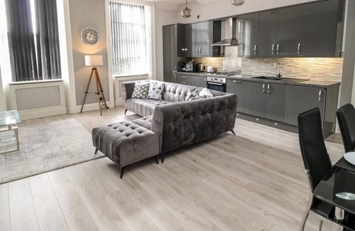 Wakefield Apartment | This serviced apartment is a 1 bedroom(s), 1 bathrooms, located in West Yorkshire, England.