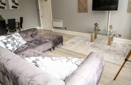 Wakefield Apartment | This serviced apartment is a 1 bedroom(s), 1 bathrooms, located in West Yorkshire, England.