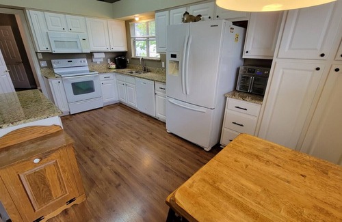 Mira Mesa House | This two bedroom, two bath house is ideal for a short stay or a long vacation in The Villages