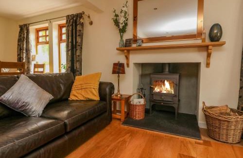 Newtonmore House | Thistle Dhu