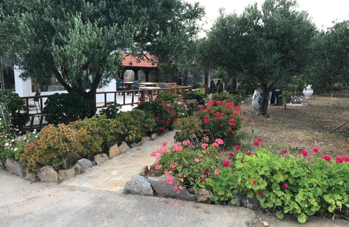 Pefki Hotel | Tholos Rooms