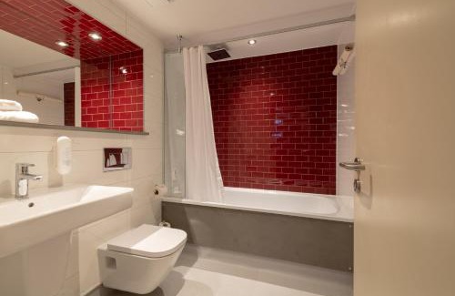 Canterbury Hotel | Thomas Ingoldsby Wetherspoon
