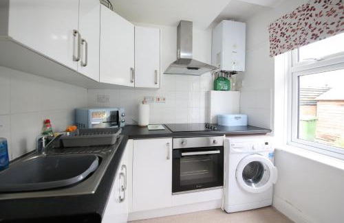 Girton House | Thornton House Apartments, Cambridge - FREE On-site Parking