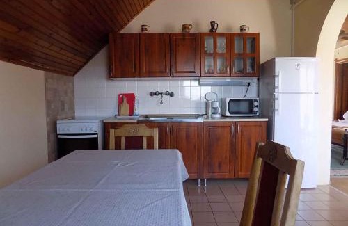 Gyenesdias Apartment | Three-Bedroom Apartment in Gyenesdias I
