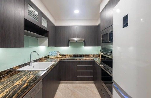 Deira Apartment | Three Bedroom Apartment Near Gold Souk By Luxury Bookings