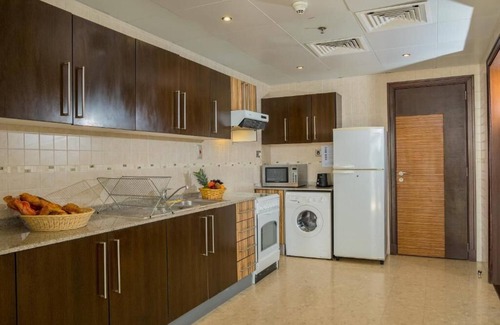 Al Wasl House | Three Bedroom Apartment Near Business Bay Metro