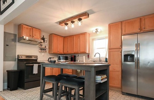 Athens House | Three bedroom house in United States of America, Athens