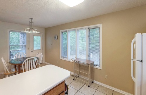 Grand Rivers Condo | Three Bedroom Hurst Haven Condo