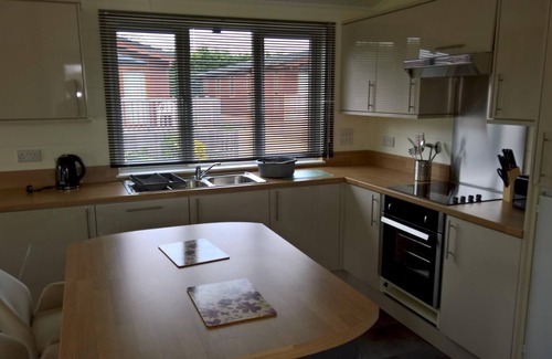 King's Lynn Apartment | Three Bedroom Lodge 4