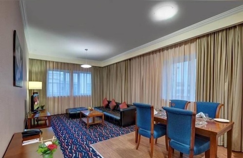 Al Barsha 1 Apartment | Three Bedroom Suite Near Mashreq Metro Station