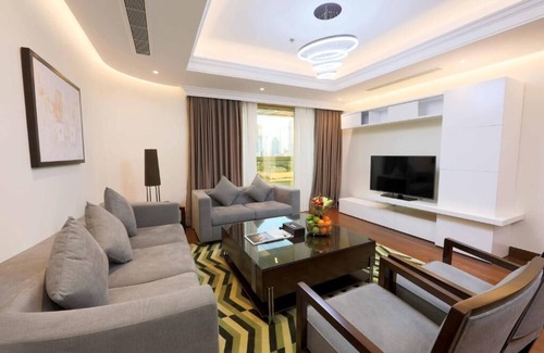 DIFC Hotel | Three Bedroom Suite Near School Water Dubai