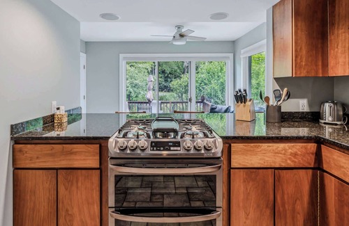 West Hartford House | Three Decks Hot Tub Fire Table - DeckHouse Retreat