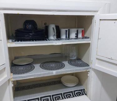 Leicester Apartment | Three double Bedrooms with share bathroom at La Belle Meuniere Leicester
