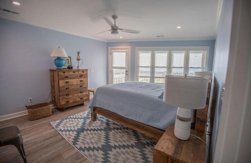 Holden Beach House | Three Girls