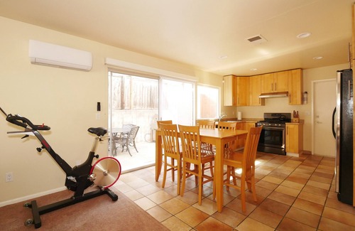 University City House | Three King Beds, Two Large Desks and a Gourmet Kitchen near La Jolla