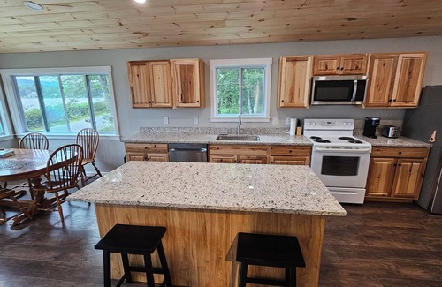 Gilmanton Cottage | Three Loons cottage at Loon Pond - with private beach