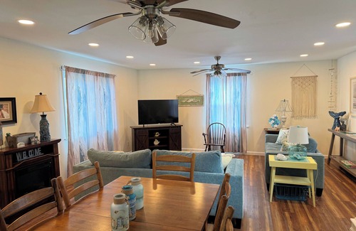 Deep Hole House | Three Pines - Newly Renovated - Single Family Home