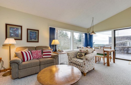 Otis House | Three Rocks Retreat