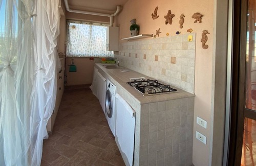 San Vincenzo Apartment | THREE-ROOM APARTMENT SLEEPS 5 IN THE PRINCESS AREA