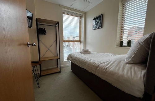 Telford House | Three Storey Townhouse with Parking