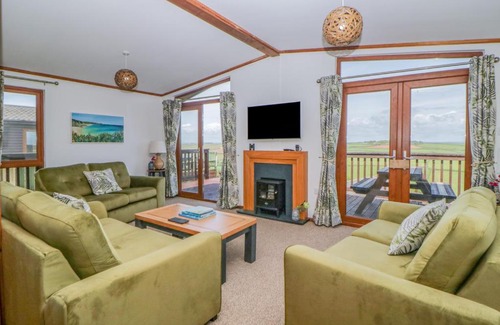 Saint John House | Three Views Lodge