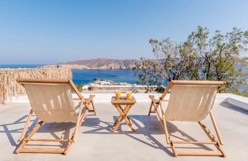 Mykonos Villa | Thrilling Beachfront Mykonos Villa | Villa Thalassía | 7 Bedrooms | Panoramic.