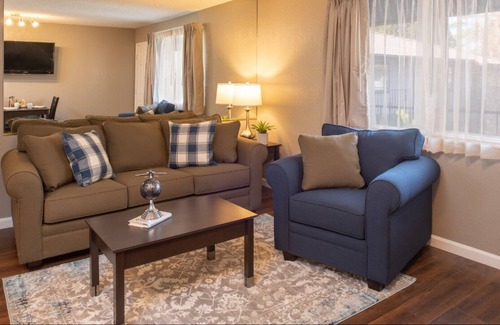 Sparks Resort | Thunderbird Resort Club - 1 Bedroom