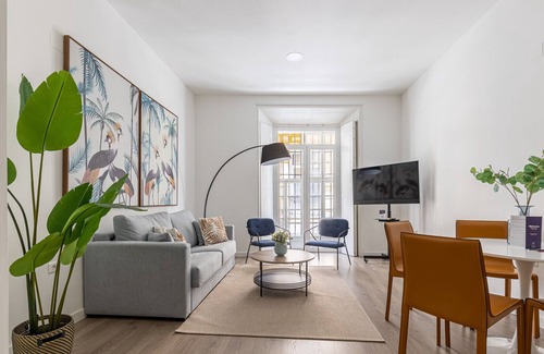 Centro Apartment | Thyssen Boutique Apartment 1C