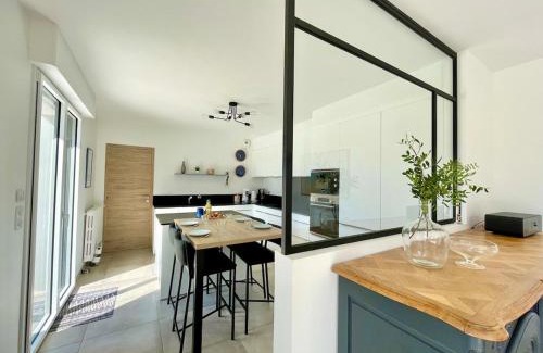Locmariaquer House | Ti Ar Ch'astel, maison avec spa
