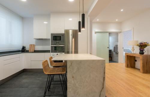 Castanos Apartment | Tiboli apartment by People Rentals