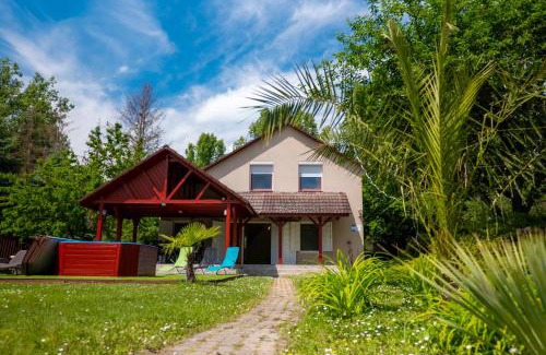 Balatonszarszo House | Tieffapartmanház Balatonszárszó