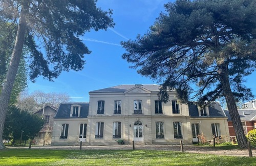 Notre-Dame House | Tiers lieu de l'Ermitage, Room 3