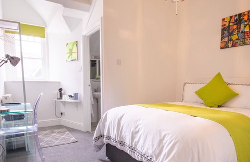 Merthyr Tydfil Hotel | Tiger Inn Hotel