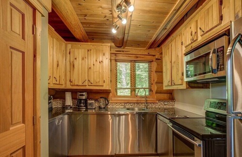 Waltham Cottage | Tiger Lodge LogHouse