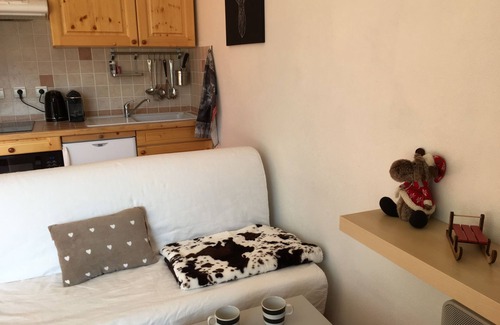Tignes Apartment | Tignes le Lac ski-in ski-out with quiet view, close to shops