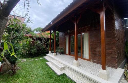 Sukawati Villa | Tiis Garden Puri Villas