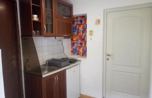 Stari Grad Apartment | Tiki Apartmen