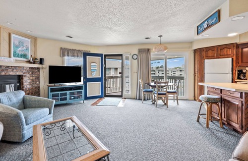 Ocean Drive Condo | Tilghman Lakes By the Sea