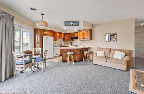 Ocean Drive Condo | Tilghman Lakes By the Sea