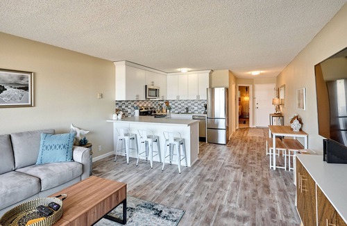 Lincoln City Condo | Till Depth Do Us Part-2nd Floor modern Romantic Getaway