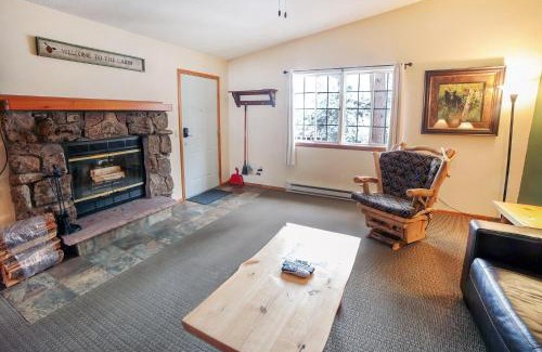 Estes Park Ski Chalet | Timber Creek Chalets- 12 chalet